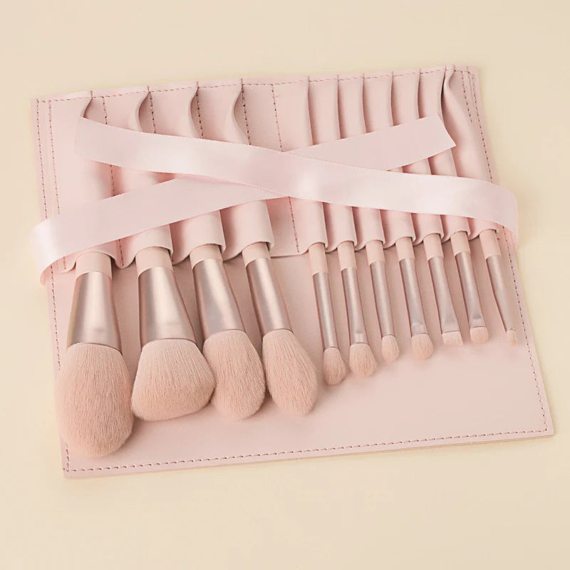 Premium Beauty Brush Collection | مجموعة فرش تجميل فاخرة