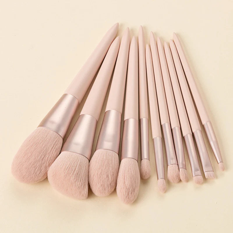 Premium Beauty Brush Collection | مجموعة فرش تجميل فاخرة